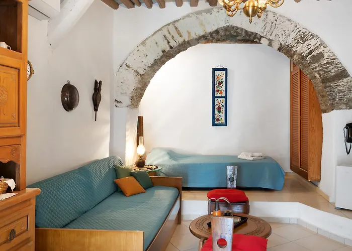 Maria In The Castle Kea Apartment